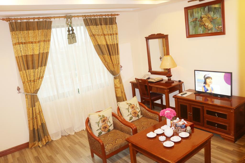 โรงแรมเซ็นทรัล กว๋างหงาย ภายนอก รูปภาพ